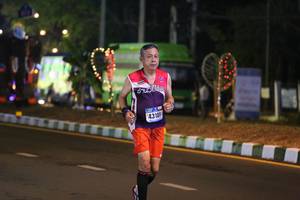 BIB: 43101
                            <button type="button" onclick="openModal(16965449)" class="btn btn-primary btn-sm float-right btn-popup" data-toggle="modal" data-target=".modal-high-quality">
                        <i class="fas fa-shopping-cart"></i> Add to Cart
                    </button>
                                            <button type="button" onclick="isThisMe(16965449, true)" class="btn btn-success btn-sm float-right btn-popup btn-isme hidden" data-toggle="tooltip" data-placement="bottom" title="นี่คือรูปของคุณใช่ไหม คลิกที่นี่เพื่อเอาเข้าอัลบั้ม">
                        <i class="fas fa-plus"></i> Add to album
                    </button>
                    <button type="button" onclick="isThisMe(16965449, false)" class="btn btn-warning btn-sm float-right btn-popup btn-isnotme hidden">
                        <i class="fas fa-ban"></i> Remove from album
                    </button>