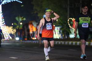 BIB: 41824, 43325
                            <button type="button" onclick="openModal(16896836)" class="btn btn-primary btn-sm float-right btn-popup" data-toggle="modal" data-target=".modal-high-quality">
                        <i class="fas fa-shopping-cart"></i> Add to Cart
                    </button>
                                            <button type="button" onclick="isThisMe(16896836, true)" class="btn btn-success btn-sm float-right btn-popup btn-isme hidden" data-toggle="tooltip" data-placement="bottom" title="นี่คือรูปของคุณใช่ไหม คลิกที่นี่เพื่อเอาเข้าอัลบั้ม">
                        <i class="fas fa-plus"></i> Add to album
                    </button>
                    <button type="button" onclick="isThisMe(16896836, false)" class="btn btn-warning btn-sm float-right btn-popup btn-isnotme hidden">
                        <i class="fas fa-ban"></i> Remove from album
                    </button>