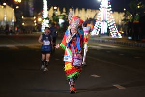 BIB: 428
                            <button type="button" onclick="openModal(16972554)" class="btn btn-primary btn-sm float-right btn-popup" data-toggle="modal" data-target=".modal-high-quality">
                        <i class="fas fa-shopping-cart"></i> Add to Cart
                    </button>
                                            <button type="button" onclick="isThisMe(16972554, true)" class="btn btn-success btn-sm float-right btn-popup btn-isme hidden" data-toggle="tooltip" data-placement="bottom" title="นี่คือรูปของคุณใช่ไหม คลิกที่นี่เพื่อเอาเข้าอัลบั้ม">
                        <i class="fas fa-plus"></i> Add to album
                    </button>
                    <button type="button" onclick="isThisMe(16972554, false)" class="btn btn-warning btn-sm float-right btn-popup btn-isnotme hidden">
                        <i class="fas fa-ban"></i> Remove from album
                    </button>