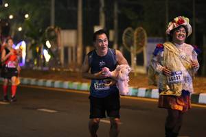 BIB: 7340, 66402
                            <button type="button" onclick="openModal(16976730)" class="btn btn-primary btn-sm float-right btn-popup" data-toggle="modal" data-target=".modal-high-quality">
                        <i class="fas fa-shopping-cart"></i> Add to Cart
                    </button>
                                            <button type="button" onclick="isThisMe(16976730, true)" class="btn btn-success btn-sm float-right btn-popup btn-isme hidden" data-toggle="tooltip" data-placement="bottom" title="นี่คือรูปของคุณใช่ไหม คลิกที่นี่เพื่อเอาเข้าอัลบั้ม">
                        <i class="fas fa-plus"></i> Add to album
                    </button>
                    <button type="button" onclick="isThisMe(16976730, false)" class="btn btn-warning btn-sm float-right btn-popup btn-isnotme hidden">
                        <i class="fas fa-ban"></i> Remove from album
                    </button>