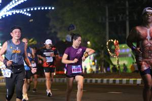 BIB: 300, 82406
                            <button type="button" onclick="openModal(16897775)" class="btn btn-primary btn-sm float-right btn-popup" data-toggle="modal" data-target=".modal-high-quality">
                        <i class="fas fa-shopping-cart"></i> Add to Cart
                    </button>
                                            <button type="button" onclick="isThisMe(16897775, true)" class="btn btn-success btn-sm float-right btn-popup btn-isme hidden" data-toggle="tooltip" data-placement="bottom" title="นี่คือรูปของคุณใช่ไหม คลิกที่นี่เพื่อเอาเข้าอัลบั้ม">
                        <i class="fas fa-plus"></i> Add to album
                    </button>
                    <button type="button" onclick="isThisMe(16897775, false)" class="btn btn-warning btn-sm float-right btn-popup btn-isnotme hidden">
                        <i class="fas fa-ban"></i> Remove from album
                    </button>