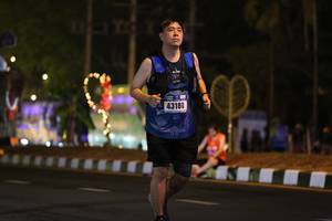 BIB: 43180
                            <button type="button" onclick="openModal(16904433)" class="btn btn-primary btn-sm float-right btn-popup" data-toggle="modal" data-target=".modal-high-quality">
                        <i class="fas fa-shopping-cart"></i> Add to Cart
                    </button>
                                            <button type="button" onclick="isThisMe(16904433, true)" class="btn btn-success btn-sm float-right btn-popup btn-isme hidden" data-toggle="tooltip" data-placement="bottom" title="นี่คือรูปของคุณใช่ไหม คลิกที่นี่เพื่อเอาเข้าอัลบั้ม">
                        <i class="fas fa-plus"></i> Add to album
                    </button>
                    <button type="button" onclick="isThisMe(16904433, false)" class="btn btn-warning btn-sm float-right btn-popup btn-isnotme hidden">
                        <i class="fas fa-ban"></i> Remove from album
                    </button>