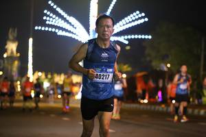 BIB: 40217
                            <button type="button" onclick="openModal(16903512)" class="btn btn-primary btn-sm float-right btn-popup" data-toggle="modal" data-target=".modal-high-quality">
                        <i class="fas fa-shopping-cart"></i> Add to Cart
                    </button>
                                            <button type="button" onclick="isThisMe(16903512, true)" class="btn btn-success btn-sm float-right btn-popup btn-isme hidden" data-toggle="tooltip" data-placement="bottom" title="นี่คือรูปของคุณใช่ไหม คลิกที่นี่เพื่อเอาเข้าอัลบั้ม">
                        <i class="fas fa-plus"></i> Add to album
                    </button>
                    <button type="button" onclick="isThisMe(16903512, false)" class="btn btn-warning btn-sm float-right btn-popup btn-isnotme hidden">
                        <i class="fas fa-ban"></i> Remove from album
                    </button>