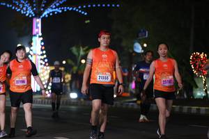 BIB: 27196, 21555, 25197
                            <button type="button" onclick="openModal(16891868)" class="btn btn-primary btn-sm float-right btn-popup" data-toggle="modal" data-target=".modal-high-quality">
                        <i class="fas fa-shopping-cart"></i> Add to Cart
                    </button>
                                            <button type="button" onclick="isThisMe(16891868, true)" class="btn btn-success btn-sm float-right btn-popup btn-isme hidden" data-toggle="tooltip" data-placement="bottom" title="นี่คือรูปของคุณใช่ไหม คลิกที่นี่เพื่อเอาเข้าอัลบั้ม">
                        <i class="fas fa-plus"></i> Add to album
                    </button>
                    <button type="button" onclick="isThisMe(16891868, false)" class="btn btn-warning btn-sm float-right btn-popup btn-isnotme hidden">
                        <i class="fas fa-ban"></i> Remove from album
                    </button>