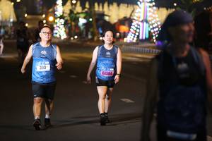 BIB: 303, 44584
                            <button type="button" onclick="openModal(16975277)" class="btn btn-primary btn-sm float-right btn-popup" data-toggle="modal" data-target=".modal-high-quality">
                        <i class="fas fa-shopping-cart"></i> Add to Cart
                    </button>
                                            <button type="button" onclick="isThisMe(16975277, true)" class="btn btn-success btn-sm float-right btn-popup btn-isme hidden" data-toggle="tooltip" data-placement="bottom" title="นี่คือรูปของคุณใช่ไหม คลิกที่นี่เพื่อเอาเข้าอัลบั้ม">
                        <i class="fas fa-plus"></i> Add to album
                    </button>
                    <button type="button" onclick="isThisMe(16975277, false)" class="btn btn-warning btn-sm float-right btn-popup btn-isnotme hidden">
                        <i class="fas fa-ban"></i> Remove from album
                    </button>