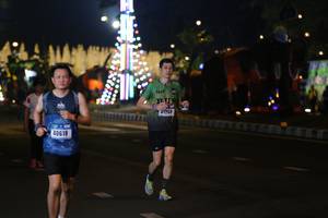 BIB: 1268, 40618
                            <button type="button" onclick="openModal(16948410)" class="btn btn-primary btn-sm float-right btn-popup" data-toggle="modal" data-target=".modal-high-quality">
                        <i class="fas fa-shopping-cart"></i> Add to Cart
                    </button>
                                            <button type="button" onclick="isThisMe(16948410, true)" class="btn btn-success btn-sm float-right btn-popup btn-isme hidden" data-toggle="tooltip" data-placement="bottom" title="นี่คือรูปของคุณใช่ไหม คลิกที่นี่เพื่อเอาเข้าอัลบั้ม">
                        <i class="fas fa-plus"></i> Add to album
                    </button>
                    <button type="button" onclick="isThisMe(16948410, false)" class="btn btn-warning btn-sm float-right btn-popup btn-isnotme hidden">
                        <i class="fas fa-ban"></i> Remove from album
                    </button>
