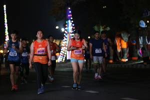 BIB: 94240, 40766, 94236, 42794
                            <button type="button" onclick="openModal(16897434)" class="btn btn-primary btn-sm float-right btn-popup" data-toggle="modal" data-target=".modal-high-quality">
                        <i class="fas fa-shopping-cart"></i> Add to Cart
                    </button>
                                            <button type="button" onclick="isThisMe(16897434, true)" class="btn btn-success btn-sm float-right btn-popup btn-isme hidden" data-toggle="tooltip" data-placement="bottom" title="นี่คือรูปของคุณใช่ไหม คลิกที่นี่เพื่อเอาเข้าอัลบั้ม">
                        <i class="fas fa-plus"></i> Add to album
                    </button>
                    <button type="button" onclick="isThisMe(16897434, false)" class="btn btn-warning btn-sm float-right btn-popup btn-isnotme hidden">
                        <i class="fas fa-ban"></i> Remove from album
                    </button>
