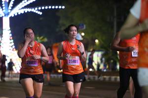BIB: 233, 26051, 25401
                            <button type="button" onclick="openModal(16870215)" class="btn btn-primary btn-sm float-right btn-popup" data-toggle="modal" data-target=".modal-high-quality">
                        <i class="fas fa-shopping-cart"></i> Add to Cart
                    </button>
                                            <button type="button" onclick="isThisMe(16870215, true)" class="btn btn-success btn-sm float-right btn-popup btn-isme hidden" data-toggle="tooltip" data-placement="bottom" title="นี่คือรูปของคุณใช่ไหม คลิกที่นี่เพื่อเอาเข้าอัลบั้ม">
                        <i class="fas fa-plus"></i> Add to album
                    </button>
                    <button type="button" onclick="isThisMe(16870215, false)" class="btn btn-warning btn-sm float-right btn-popup btn-isnotme hidden">
                        <i class="fas fa-ban"></i> Remove from album
                    </button>