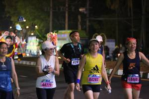BIB: 41218, 44282, 44460, 44229
                            <button type="button" onclick="openModal(16945373)" class="btn btn-primary btn-sm float-right btn-popup" data-toggle="modal" data-target=".modal-high-quality">
                        <i class="fas fa-shopping-cart"></i> Add to Cart
                    </button>
                                            <button type="button" onclick="isThisMe(16945373, true)" class="btn btn-success btn-sm float-right btn-popup btn-isme hidden" data-toggle="tooltip" data-placement="bottom" title="นี่คือรูปของคุณใช่ไหม คลิกที่นี่เพื่อเอาเข้าอัลบั้ม">
                        <i class="fas fa-plus"></i> Add to album
                    </button>
                    <button type="button" onclick="isThisMe(16945373, false)" class="btn btn-warning btn-sm float-right btn-popup btn-isnotme hidden">
                        <i class="fas fa-ban"></i> Remove from album
                    </button>