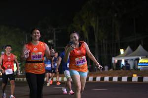 BIB: 94240, 94236
                            <button type="button" onclick="openModal(16897629)" class="btn btn-primary btn-sm float-right btn-popup" data-toggle="modal" data-target=".modal-high-quality">
                        <i class="fas fa-shopping-cart"></i> Add to Cart
                    </button>
                                            <button type="button" onclick="isThisMe(16897629, true)" class="btn btn-success btn-sm float-right btn-popup btn-isme hidden" data-toggle="tooltip" data-placement="bottom" title="นี่คือรูปของคุณใช่ไหม คลิกที่นี่เพื่อเอาเข้าอัลบั้ม">
                        <i class="fas fa-plus"></i> Add to album
                    </button>
                    <button type="button" onclick="isThisMe(16897629, false)" class="btn btn-warning btn-sm float-right btn-popup btn-isnotme hidden">
                        <i class="fas fa-ban"></i> Remove from album
                    </button>
