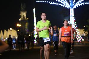 BIB: 94240, 034
                            <button type="button" onclick="openModal(16897492)" class="btn btn-primary btn-sm float-right btn-popup" data-toggle="modal" data-target=".modal-high-quality">
                        <i class="fas fa-shopping-cart"></i> Add to Cart
                    </button>
                                            <button type="button" onclick="isThisMe(16897492, true)" class="btn btn-success btn-sm float-right btn-popup btn-isme hidden" data-toggle="tooltip" data-placement="bottom" title="นี่คือรูปของคุณใช่ไหม คลิกที่นี่เพื่อเอาเข้าอัลบั้ม">
                        <i class="fas fa-plus"></i> Add to album
                    </button>
                    <button type="button" onclick="isThisMe(16897492, false)" class="btn btn-warning btn-sm float-right btn-popup btn-isnotme hidden">
                        <i class="fas fa-ban"></i> Remove from album
                    </button>