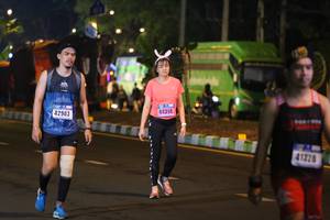 BIB: 44394, 42983, 41328
                            <button type="button" onclick="openModal(16960533)" class="btn btn-primary btn-sm float-right btn-popup" data-toggle="modal" data-target=".modal-high-quality">
                        <i class="fas fa-shopping-cart"></i> Add to Cart
                    </button>
                                            <button type="button" onclick="isThisMe(16960533, true)" class="btn btn-success btn-sm float-right btn-popup btn-isme hidden" data-toggle="tooltip" data-placement="bottom" title="นี่คือรูปของคุณใช่ไหม คลิกที่นี่เพื่อเอาเข้าอัลบั้ม">
                        <i class="fas fa-plus"></i> Add to album
                    </button>
                    <button type="button" onclick="isThisMe(16960533, false)" class="btn btn-warning btn-sm float-right btn-popup btn-isnotme hidden">
                        <i class="fas fa-ban"></i> Remove from album
                    </button>
