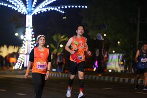 BIB: 1209, 26052
                            <button type="button" onclick="openModal(16883903)" class="btn btn-primary btn-sm float-right btn-popup" data-toggle="modal" data-target=".modal-high-quality">
                        <i class="fas fa-shopping-cart"></i> Add to Cart
                    </button>
                                            <button type="button" onclick="isThisMe(16883903, true)" class="btn btn-success btn-sm float-right btn-popup btn-isme hidden" data-toggle="tooltip" data-placement="bottom" title="นี่คือรูปของคุณใช่ไหม คลิกที่นี่เพื่อเอาเข้าอัลบั้ม">
                        <i class="fas fa-plus"></i> Add to album
                    </button>
                    <button type="button" onclick="isThisMe(16883903, false)" class="btn btn-warning btn-sm float-right btn-popup btn-isnotme hidden">
                        <i class="fas fa-ban"></i> Remove from album
                    </button>