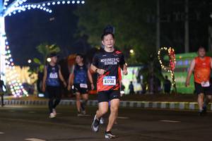 BIB: 11738
                            <button type="button" onclick="openModal(16894031)" class="btn btn-primary btn-sm float-right btn-popup" data-toggle="modal" data-target=".modal-high-quality">
                        <i class="fas fa-shopping-cart"></i> Add to Cart
                    </button>
                                            <button type="button" onclick="isThisMe(16894031, true)" class="btn btn-success btn-sm float-right btn-popup btn-isme hidden" data-toggle="tooltip" data-placement="bottom" title="นี่คือรูปของคุณใช่ไหม คลิกที่นี่เพื่อเอาเข้าอัลบั้ม">
                        <i class="fas fa-plus"></i> Add to album
                    </button>
                    <button type="button" onclick="isThisMe(16894031, false)" class="btn btn-warning btn-sm float-right btn-popup btn-isnotme hidden">
                        <i class="fas fa-ban"></i> Remove from album
                    </button>
