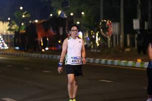 BIB: 42473
                            <button type="button" onclick="openModal(16972068)" class="btn btn-primary btn-sm float-right btn-popup" data-toggle="modal" data-target=".modal-high-quality">
                        <i class="fas fa-shopping-cart"></i> Add to Cart
                    </button>
                                            <button type="button" onclick="isThisMe(16972068, true)" class="btn btn-success btn-sm float-right btn-popup btn-isme hidden" data-toggle="tooltip" data-placement="bottom" title="นี่คือรูปของคุณใช่ไหม คลิกที่นี่เพื่อเอาเข้าอัลบั้ม">
                        <i class="fas fa-plus"></i> Add to album
                    </button>
                    <button type="button" onclick="isThisMe(16972068, false)" class="btn btn-warning btn-sm float-right btn-popup btn-isnotme hidden">
                        <i class="fas fa-ban"></i> Remove from album
                    </button>