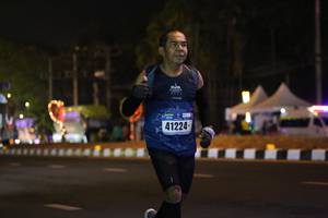 BIB: 41224
                            <button type="button" onclick="openModal(16918525)" class="btn btn-primary btn-sm float-right btn-popup" data-toggle="modal" data-target=".modal-high-quality">
                        <i class="fas fa-shopping-cart"></i> Add to Cart
                    </button>
                                            <button type="button" onclick="isThisMe(16918525, true)" class="btn btn-success btn-sm float-right btn-popup btn-isme hidden" data-toggle="tooltip" data-placement="bottom" title="นี่คือรูปของคุณใช่ไหม คลิกที่นี่เพื่อเอาเข้าอัลบั้ม">
                        <i class="fas fa-plus"></i> Add to album
                    </button>
                    <button type="button" onclick="isThisMe(16918525, false)" class="btn btn-warning btn-sm float-right btn-popup btn-isnotme hidden">
                        <i class="fas fa-ban"></i> Remove from album
                    </button>