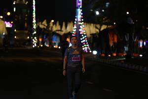 BIB: 300, 44830
                            <button type="button" onclick="openModal(16978255)" class="btn btn-primary btn-sm float-right btn-popup" data-toggle="modal" data-target=".modal-high-quality">
                        <i class="fas fa-shopping-cart"></i> Add to Cart
                    </button>
                                            <button type="button" onclick="isThisMe(16978255, true)" class="btn btn-success btn-sm float-right btn-popup btn-isme hidden" data-toggle="tooltip" data-placement="bottom" title="นี่คือรูปของคุณใช่ไหม คลิกที่นี่เพื่อเอาเข้าอัลบั้ม">
                        <i class="fas fa-plus"></i> Add to album
                    </button>
                    <button type="button" onclick="isThisMe(16978255, false)" class="btn btn-warning btn-sm float-right btn-popup btn-isnotme hidden">
                        <i class="fas fa-ban"></i> Remove from album
                    </button>