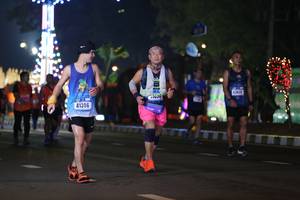 BIB: 43035, 1636, 41306
                            <button type="button" onclick="openModal(16902308)" class="btn btn-primary btn-sm float-right btn-popup" data-toggle="modal" data-target=".modal-high-quality">
                        <i class="fas fa-shopping-cart"></i> Add to Cart
                    </button>
                                            <button type="button" onclick="isThisMe(16902308, true)" class="btn btn-success btn-sm float-right btn-popup btn-isme hidden" data-toggle="tooltip" data-placement="bottom" title="นี่คือรูปของคุณใช่ไหม คลิกที่นี่เพื่อเอาเข้าอัลบั้ม">
                        <i class="fas fa-plus"></i> Add to album
                    </button>
                    <button type="button" onclick="isThisMe(16902308, false)" class="btn btn-warning btn-sm float-right btn-popup btn-isnotme hidden">
                        <i class="fas fa-ban"></i> Remove from album
                    </button>