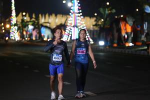 BIB: 4440, 40647
                            <button type="button" onclick="openModal(16975143)" class="btn btn-primary btn-sm float-right btn-popup" data-toggle="modal" data-target=".modal-high-quality">
                        <i class="fas fa-shopping-cart"></i> Add to Cart
                    </button>
                                            <button type="button" onclick="isThisMe(16975143, true)" class="btn btn-success btn-sm float-right btn-popup btn-isme hidden" data-toggle="tooltip" data-placement="bottom" title="นี่คือรูปของคุณใช่ไหม คลิกที่นี่เพื่อเอาเข้าอัลบั้ม">
                        <i class="fas fa-plus"></i> Add to album
                    </button>
                    <button type="button" onclick="isThisMe(16975143, false)" class="btn btn-warning btn-sm float-right btn-popup btn-isnotme hidden">
                        <i class="fas fa-ban"></i> Remove from album
                    </button>