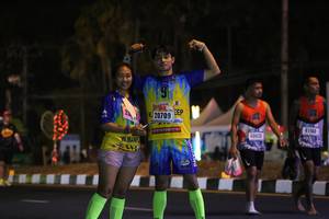 BIB: 20709, 41160, 4062
                            <button type="button" onclick="openModal(16886987)" class="btn btn-primary btn-sm float-right btn-popup" data-toggle="modal" data-target=".modal-high-quality">
                        <i class="fas fa-shopping-cart"></i> Add to Cart
                    </button>
                                            <button type="button" onclick="isThisMe(16886987, true)" class="btn btn-success btn-sm float-right btn-popup btn-isme hidden" data-toggle="tooltip" data-placement="bottom" title="นี่คือรูปของคุณใช่ไหม คลิกที่นี่เพื่อเอาเข้าอัลบั้ม">
                        <i class="fas fa-plus"></i> Add to album
                    </button>
                    <button type="button" onclick="isThisMe(16886987, false)" class="btn btn-warning btn-sm float-right btn-popup btn-isnotme hidden">
                        <i class="fas fa-ban"></i> Remove from album
                    </button>