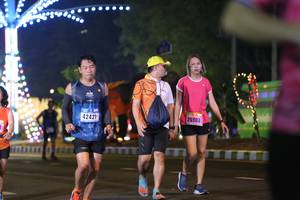 BIB: 42421, 26806, 104
                            <button type="button" onclick="openModal(16892821)" class="btn btn-primary btn-sm float-right btn-popup" data-toggle="modal" data-target=".modal-high-quality">
                        <i class="fas fa-shopping-cart"></i> Add to Cart
                    </button>
                                            <button type="button" onclick="isThisMe(16892821, true)" class="btn btn-success btn-sm float-right btn-popup btn-isme hidden" data-toggle="tooltip" data-placement="bottom" title="นี่คือรูปของคุณใช่ไหม คลิกที่นี่เพื่อเอาเข้าอัลบั้ม">
                        <i class="fas fa-plus"></i> Add to album
                    </button>
                    <button type="button" onclick="isThisMe(16892821, false)" class="btn btn-warning btn-sm float-right btn-popup btn-isnotme hidden">
                        <i class="fas fa-ban"></i> Remove from album
                    </button>