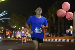 BIB: 430, 64448
                            <button type="button" onclick="openModal(16905750)" class="btn btn-primary btn-sm float-right btn-popup" data-toggle="modal" data-target=".modal-high-quality">
                        <i class="fas fa-shopping-cart"></i> Add to Cart
                    </button>
                                            <button type="button" onclick="isThisMe(16905750, true)" class="btn btn-success btn-sm float-right btn-popup btn-isme hidden" data-toggle="tooltip" data-placement="bottom" title="นี่คือรูปของคุณใช่ไหม คลิกที่นี่เพื่อเอาเข้าอัลบั้ม">
                        <i class="fas fa-plus"></i> Add to album
                    </button>
                    <button type="button" onclick="isThisMe(16905750, false)" class="btn btn-warning btn-sm float-right btn-popup btn-isnotme hidden">
                        <i class="fas fa-ban"></i> Remove from album
                    </button>