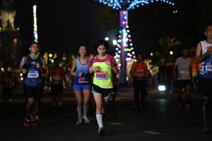 BIB: 416, 41884, 25522, 440
                            <button type="button" onclick="openModal(16904880)" class="btn btn-primary btn-sm float-right btn-popup" data-toggle="modal" data-target=".modal-high-quality">
                        <i class="fas fa-shopping-cart"></i> Add to Cart
                    </button>
                                            <button type="button" onclick="isThisMe(16904880, true)" class="btn btn-success btn-sm float-right btn-popup btn-isme hidden" data-toggle="tooltip" data-placement="bottom" title="นี่คือรูปของคุณใช่ไหม คลิกที่นี่เพื่อเอาเข้าอัลบั้ม">
                        <i class="fas fa-plus"></i> Add to album
                    </button>
                    <button type="button" onclick="isThisMe(16904880, false)" class="btn btn-warning btn-sm float-right btn-popup btn-isnotme hidden">
                        <i class="fas fa-ban"></i> Remove from album
                    </button>