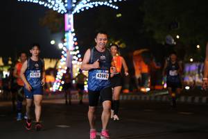 BIB: 42428, 42082
                            <button type="button" onclick="openModal(16880996)" class="btn btn-primary btn-sm float-right btn-popup" data-toggle="modal" data-target=".modal-high-quality">
                        <i class="fas fa-shopping-cart"></i> Add to Cart
                    </button>
                                            <button type="button" onclick="isThisMe(16880996, true)" class="btn btn-success btn-sm float-right btn-popup btn-isme hidden" data-toggle="tooltip" data-placement="bottom" title="นี่คือรูปของคุณใช่ไหม คลิกที่นี่เพื่อเอาเข้าอัลบั้ม">
                        <i class="fas fa-plus"></i> Add to album
                    </button>
                    <button type="button" onclick="isThisMe(16880996, false)" class="btn btn-warning btn-sm float-right btn-popup btn-isnotme hidden">
                        <i class="fas fa-ban"></i> Remove from album
                    </button>