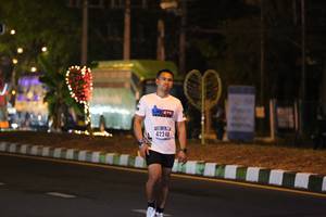 BIB: 42240
                            <button type="button" onclick="openModal(16958722)" class="btn btn-primary btn-sm float-right btn-popup" data-toggle="modal" data-target=".modal-high-quality">
                        <i class="fas fa-shopping-cart"></i> Add to Cart
                    </button>
                                            <button type="button" onclick="isThisMe(16958722, true)" class="btn btn-success btn-sm float-right btn-popup btn-isme hidden" data-toggle="tooltip" data-placement="bottom" title="นี่คือรูปของคุณใช่ไหม คลิกที่นี่เพื่อเอาเข้าอัลบั้ม">
                        <i class="fas fa-plus"></i> Add to album
                    </button>
                    <button type="button" onclick="isThisMe(16958722, false)" class="btn btn-warning btn-sm float-right btn-popup btn-isnotme hidden">
                        <i class="fas fa-ban"></i> Remove from album
                    </button>