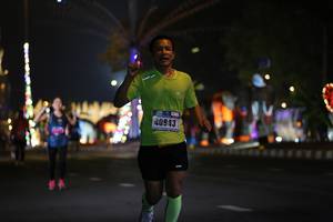 BIB: 40943
                            <button type="button" onclick="openModal(16900055)" class="btn btn-primary btn-sm float-right btn-popup" data-toggle="modal" data-target=".modal-high-quality">
                        <i class="fas fa-shopping-cart"></i> Add to Cart
                    </button>
                                            <button type="button" onclick="isThisMe(16900055, true)" class="btn btn-success btn-sm float-right btn-popup btn-isme hidden" data-toggle="tooltip" data-placement="bottom" title="นี่คือรูปของคุณใช่ไหม คลิกที่นี่เพื่อเอาเข้าอัลบั้ม">
                        <i class="fas fa-plus"></i> Add to album
                    </button>
                    <button type="button" onclick="isThisMe(16900055, false)" class="btn btn-warning btn-sm float-right btn-popup btn-isnotme hidden">
                        <i class="fas fa-ban"></i> Remove from album
                    </button>