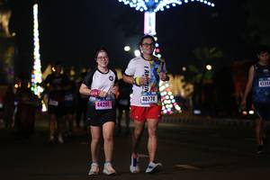 BIB: 42354, 40770, 44201
                            <button type="button" onclick="openModal(16896950)" class="btn btn-primary btn-sm float-right btn-popup" data-toggle="modal" data-target=".modal-high-quality">
                        <i class="fas fa-shopping-cart"></i> Add to Cart
                    </button>
                                            <button type="button" onclick="isThisMe(16896950, true)" class="btn btn-success btn-sm float-right btn-popup btn-isme hidden" data-toggle="tooltip" data-placement="bottom" title="นี่คือรูปของคุณใช่ไหม คลิกที่นี่เพื่อเอาเข้าอัลบั้ม">
                        <i class="fas fa-plus"></i> Add to album
                    </button>
                    <button type="button" onclick="isThisMe(16896950, false)" class="btn btn-warning btn-sm float-right btn-popup btn-isnotme hidden">
                        <i class="fas fa-ban"></i> Remove from album
                    </button>