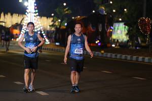 BIB: 42051
                            <button type="button" onclick="openModal(16968554)" class="btn btn-primary btn-sm float-right btn-popup" data-toggle="modal" data-target=".modal-high-quality">
                        <i class="fas fa-shopping-cart"></i> Add to Cart
                    </button>
                                            <button type="button" onclick="isThisMe(16968554, true)" class="btn btn-success btn-sm float-right btn-popup btn-isme hidden" data-toggle="tooltip" data-placement="bottom" title="นี่คือรูปของคุณใช่ไหม คลิกที่นี่เพื่อเอาเข้าอัลบั้ม">
                        <i class="fas fa-plus"></i> Add to album
                    </button>
                    <button type="button" onclick="isThisMe(16968554, false)" class="btn btn-warning btn-sm float-right btn-popup btn-isnotme hidden">
                        <i class="fas fa-ban"></i> Remove from album
                    </button>
