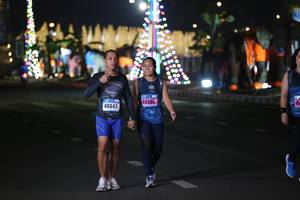 BIB: 4440, 40647
                            <button type="button" onclick="openModal(16975118)" class="btn btn-primary btn-sm float-right btn-popup" data-toggle="modal" data-target=".modal-high-quality">
                        <i class="fas fa-shopping-cart"></i> Add to Cart
                    </button>
                                            <button type="button" onclick="isThisMe(16975118, true)" class="btn btn-success btn-sm float-right btn-popup btn-isme hidden" data-toggle="tooltip" data-placement="bottom" title="นี่คือรูปของคุณใช่ไหม คลิกที่นี่เพื่อเอาเข้าอัลบั้ม">
                        <i class="fas fa-plus"></i> Add to album
                    </button>
                    <button type="button" onclick="isThisMe(16975118, false)" class="btn btn-warning btn-sm float-right btn-popup btn-isnotme hidden">
                        <i class="fas fa-ban"></i> Remove from album
                    </button>