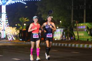 BIB: 44142, 44111
                            <button type="button" onclick="openModal(16905909)" class="btn btn-primary btn-sm float-right btn-popup" data-toggle="modal" data-target=".modal-high-quality">
                        <i class="fas fa-shopping-cart"></i> Add to Cart
                    </button>
                                            <button type="button" onclick="isThisMe(16905909, true)" class="btn btn-success btn-sm float-right btn-popup btn-isme hidden" data-toggle="tooltip" data-placement="bottom" title="นี่คือรูปของคุณใช่ไหม คลิกที่นี่เพื่อเอาเข้าอัลบั้ม">
                        <i class="fas fa-plus"></i> Add to album
                    </button>
                    <button type="button" onclick="isThisMe(16905909, false)" class="btn btn-warning btn-sm float-right btn-popup btn-isnotme hidden">
                        <i class="fas fa-ban"></i> Remove from album
                    </button>