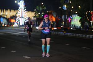BIB: 44350
                            <button type="button" onclick="openModal(16955121)" class="btn btn-primary btn-sm float-right btn-popup" data-toggle="modal" data-target=".modal-high-quality">
                        <i class="fas fa-shopping-cart"></i> Add to Cart
                    </button>
                                            <button type="button" onclick="isThisMe(16955121, true)" class="btn btn-success btn-sm float-right btn-popup btn-isme hidden" data-toggle="tooltip" data-placement="bottom" title="นี่คือรูปของคุณใช่ไหม คลิกที่นี่เพื่อเอาเข้าอัลบั้ม">
                        <i class="fas fa-plus"></i> Add to album
                    </button>
                    <button type="button" onclick="isThisMe(16955121, false)" class="btn btn-warning btn-sm float-right btn-popup btn-isnotme hidden">
                        <i class="fas fa-ban"></i> Remove from album
                    </button>