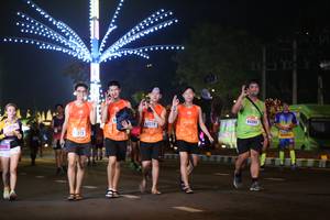 BIB: 64275, 64289, 273
                            <button type="button" onclick="openModal(16886751)" class="btn btn-primary btn-sm float-right btn-popup" data-toggle="modal" data-target=".modal-high-quality">
                        <i class="fas fa-shopping-cart"></i> Add to Cart
                    </button>
                                            <button type="button" onclick="isThisMe(16886751, true)" class="btn btn-success btn-sm float-right btn-popup btn-isme hidden" data-toggle="tooltip" data-placement="bottom" title="นี่คือรูปของคุณใช่ไหม คลิกที่นี่เพื่อเอาเข้าอัลบั้ม">
                        <i class="fas fa-plus"></i> Add to album
                    </button>
                    <button type="button" onclick="isThisMe(16886751, false)" class="btn btn-warning btn-sm float-right btn-popup btn-isnotme hidden">
                        <i class="fas fa-ban"></i> Remove from album
                    </button>