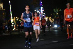 BIB: 23040, 2255, 25614, 
                            <button type="button" onclick="openModal(16869529)" class="btn btn-primary btn-sm float-right btn-popup" data-toggle="modal" data-target=".modal-high-quality">
                        <i class="fas fa-shopping-cart"></i> Add to Cart
                    </button>
                                            <button type="button" onclick="isThisMe(16869529, true)" class="btn btn-success btn-sm float-right btn-popup btn-isme hidden" data-toggle="tooltip" data-placement="bottom" title="นี่คือรูปของคุณใช่ไหม คลิกที่นี่เพื่อเอาเข้าอัลบั้ม">
                        <i class="fas fa-plus"></i> Add to album
                    </button>
                    <button type="button" onclick="isThisMe(16869529, false)" class="btn btn-warning btn-sm float-right btn-popup btn-isnotme hidden">
                        <i class="fas fa-ban"></i> Remove from album
                    </button>