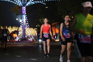 BIB: 4093, 106
                            <button type="button" onclick="openModal(16942345)" class="btn btn-primary btn-sm float-right btn-popup" data-toggle="modal" data-target=".modal-high-quality">
                        <i class="fas fa-shopping-cart"></i> Add to Cart
                    </button>
                                            <button type="button" onclick="isThisMe(16942345, true)" class="btn btn-success btn-sm float-right btn-popup btn-isme hidden" data-toggle="tooltip" data-placement="bottom" title="นี่คือรูปของคุณใช่ไหม คลิกที่นี่เพื่อเอาเข้าอัลบั้ม">
                        <i class="fas fa-plus"></i> Add to album
                    </button>
                    <button type="button" onclick="isThisMe(16942345, false)" class="btn btn-warning btn-sm float-right btn-popup btn-isnotme hidden">
                        <i class="fas fa-ban"></i> Remove from album
                    </button>