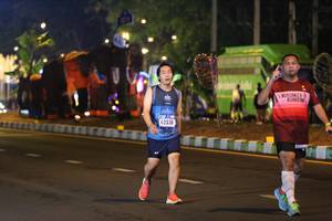 BIB: 42330
                            <button type="button" onclick="openModal(16960363)" class="btn btn-primary btn-sm float-right btn-popup" data-toggle="modal" data-target=".modal-high-quality">
                        <i class="fas fa-shopping-cart"></i> Add to Cart
                    </button>
                                            <button type="button" onclick="isThisMe(16960363, true)" class="btn btn-success btn-sm float-right btn-popup btn-isme hidden" data-toggle="tooltip" data-placement="bottom" title="นี่คือรูปของคุณใช่ไหม คลิกที่นี่เพื่อเอาเข้าอัลบั้ม">
                        <i class="fas fa-plus"></i> Add to album
                    </button>
                    <button type="button" onclick="isThisMe(16960363, false)" class="btn btn-warning btn-sm float-right btn-popup btn-isnotme hidden">
                        <i class="fas fa-ban"></i> Remove from album
                    </button>
