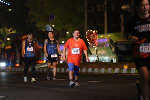 BIB: 42426, 11662, 4173
                            <button type="button" onclick="openModal(16894108)" class="btn btn-primary btn-sm float-right btn-popup" data-toggle="modal" data-target=".modal-high-quality">
                        <i class="fas fa-shopping-cart"></i> Add to Cart
                    </button>
                                            <button type="button" onclick="isThisMe(16894108, true)" class="btn btn-success btn-sm float-right btn-popup btn-isme hidden" data-toggle="tooltip" data-placement="bottom" title="นี่คือรูปของคุณใช่ไหม คลิกที่นี่เพื่อเอาเข้าอัลบั้ม">
                        <i class="fas fa-plus"></i> Add to album
                    </button>
                    <button type="button" onclick="isThisMe(16894108, false)" class="btn btn-warning btn-sm float-right btn-popup btn-isnotme hidden">
                        <i class="fas fa-ban"></i> Remove from album
                    </button>