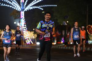 BIB: 3074, 132, 888
                            <button type="button" onclick="openModal(16917052)" class="btn btn-primary btn-sm float-right btn-popup" data-toggle="modal" data-target=".modal-high-quality">
                        <i class="fas fa-shopping-cart"></i> Add to Cart
                    </button>
                                            <button type="button" onclick="isThisMe(16917052, true)" class="btn btn-success btn-sm float-right btn-popup btn-isme hidden" data-toggle="tooltip" data-placement="bottom" title="นี่คือรูปของคุณใช่ไหม คลิกที่นี่เพื่อเอาเข้าอัลบั้ม">
                        <i class="fas fa-plus"></i> Add to album
                    </button>
                    <button type="button" onclick="isThisMe(16917052, false)" class="btn btn-warning btn-sm float-right btn-popup btn-isnotme hidden">
                        <i class="fas fa-ban"></i> Remove from album
                    </button>