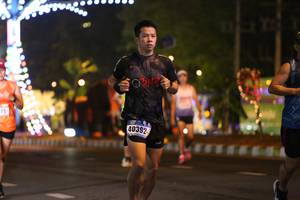 BIB: 40392
                            <button type="button" onclick="openModal(16896142)" class="btn btn-primary btn-sm float-right btn-popup" data-toggle="modal" data-target=".modal-high-quality">
                        <i class="fas fa-shopping-cart"></i> Add to Cart
                    </button>
                                            <button type="button" onclick="isThisMe(16896142, true)" class="btn btn-success btn-sm float-right btn-popup btn-isme hidden" data-toggle="tooltip" data-placement="bottom" title="นี่คือรูปของคุณใช่ไหม คลิกที่นี่เพื่อเอาเข้าอัลบั้ม">
                        <i class="fas fa-plus"></i> Add to album
                    </button>
                    <button type="button" onclick="isThisMe(16896142, false)" class="btn btn-warning btn-sm float-right btn-popup btn-isnotme hidden">
                        <i class="fas fa-ban"></i> Remove from album
                    </button>