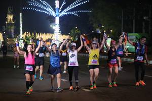 BIB: 4079, 412, 44460, 44282, 44229, 4096
                            <button type="button" onclick="openModal(16945248)" class="btn btn-primary btn-sm float-right btn-popup" data-toggle="modal" data-target=".modal-high-quality">
                        <i class="fas fa-shopping-cart"></i> Add to Cart
                    </button>
                                            <button type="button" onclick="isThisMe(16945248, true)" class="btn btn-success btn-sm float-right btn-popup btn-isme hidden" data-toggle="tooltip" data-placement="bottom" title="นี่คือรูปของคุณใช่ไหม คลิกที่นี่เพื่อเอาเข้าอัลบั้ม">
                        <i class="fas fa-plus"></i> Add to album
                    </button>
                    <button type="button" onclick="isThisMe(16945248, false)" class="btn btn-warning btn-sm float-right btn-popup btn-isnotme hidden">
                        <i class="fas fa-ban"></i> Remove from album
                    </button>