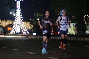 BIB: 42841, 81407
                            <button type="button" onclick="openModal(16921233)" class="btn btn-primary btn-sm float-right btn-popup" data-toggle="modal" data-target=".modal-high-quality">
                        <i class="fas fa-shopping-cart"></i> Add to Cart
                    </button>
                                            <button type="button" onclick="isThisMe(16921233, true)" class="btn btn-success btn-sm float-right btn-popup btn-isme hidden" data-toggle="tooltip" data-placement="bottom" title="นี่คือรูปของคุณใช่ไหม คลิกที่นี่เพื่อเอาเข้าอัลบั้ม">
                        <i class="fas fa-plus"></i> Add to album
                    </button>
                    <button type="button" onclick="isThisMe(16921233, false)" class="btn btn-warning btn-sm float-right btn-popup btn-isnotme hidden">
                        <i class="fas fa-ban"></i> Remove from album
                    </button>
