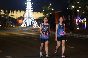 BIB: 44504
                            <button type="button" onclick="openModal(16979302)" class="btn btn-primary btn-sm float-right btn-popup" data-toggle="modal" data-target=".modal-high-quality">
                        <i class="fas fa-shopping-cart"></i> Add to Cart
                    </button>
                                            <button type="button" onclick="isThisMe(16979302, true)" class="btn btn-success btn-sm float-right btn-popup btn-isme hidden" data-toggle="tooltip" data-placement="bottom" title="นี่คือรูปของคุณใช่ไหม คลิกที่นี่เพื่อเอาเข้าอัลบั้ม">
                        <i class="fas fa-plus"></i> Add to album
                    </button>
                    <button type="button" onclick="isThisMe(16979302, false)" class="btn btn-warning btn-sm float-right btn-popup btn-isnotme hidden">
                        <i class="fas fa-ban"></i> Remove from album
                    </button>