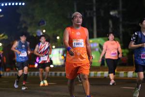 BIB: 23890
                            <button type="button" onclick="openModal(16875503)" class="btn btn-primary btn-sm float-right btn-popup" data-toggle="modal" data-target=".modal-high-quality">
                        <i class="fas fa-shopping-cart"></i> Add to Cart
                    </button>
                                            <button type="button" onclick="isThisMe(16875503, true)" class="btn btn-success btn-sm float-right btn-popup btn-isme hidden" data-toggle="tooltip" data-placement="bottom" title="นี่คือรูปของคุณใช่ไหม คลิกที่นี่เพื่อเอาเข้าอัลบั้ม">
                        <i class="fas fa-plus"></i> Add to album
                    </button>
                    <button type="button" onclick="isThisMe(16875503, false)" class="btn btn-warning btn-sm float-right btn-popup btn-isnotme hidden">
                        <i class="fas fa-ban"></i> Remove from album
                    </button>