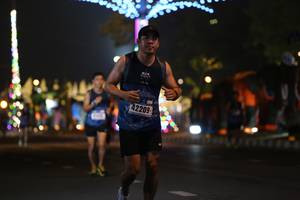 BIB: 42209
                            <button type="button" onclick="openModal(16909500)" class="btn btn-primary btn-sm float-right btn-popup" data-toggle="modal" data-target=".modal-high-quality">
                        <i class="fas fa-shopping-cart"></i> Add to Cart
                    </button>
                                            <button type="button" onclick="isThisMe(16909500, true)" class="btn btn-success btn-sm float-right btn-popup btn-isme hidden" data-toggle="tooltip" data-placement="bottom" title="นี่คือรูปของคุณใช่ไหม คลิกที่นี่เพื่อเอาเข้าอัลบั้ม">
                        <i class="fas fa-plus"></i> Add to album
                    </button>
                    <button type="button" onclick="isThisMe(16909500, false)" class="btn btn-warning btn-sm float-right btn-popup btn-isnotme hidden">
                        <i class="fas fa-ban"></i> Remove from album
                    </button>