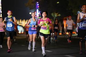 BIB: 4163, 41884, 25522, 4408
                            <button type="button" onclick="openModal(16905000)" class="btn btn-primary btn-sm float-right btn-popup" data-toggle="modal" data-target=".modal-high-quality">
                        <i class="fas fa-shopping-cart"></i> Add to Cart
                    </button>
                                            <button type="button" onclick="isThisMe(16905000, true)" class="btn btn-success btn-sm float-right btn-popup btn-isme hidden" data-toggle="tooltip" data-placement="bottom" title="นี่คือรูปของคุณใช่ไหม คลิกที่นี่เพื่อเอาเข้าอัลบั้ม">
                        <i class="fas fa-plus"></i> Add to album
                    </button>
                    <button type="button" onclick="isThisMe(16905000, false)" class="btn btn-warning btn-sm float-right btn-popup btn-isnotme hidden">
                        <i class="fas fa-ban"></i> Remove from album
                    </button>