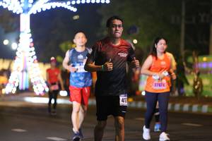BIB: 27674, 417
                            <button type="button" onclick="openModal(16900924)" class="btn btn-primary btn-sm float-right btn-popup" data-toggle="modal" data-target=".modal-high-quality">
                        <i class="fas fa-shopping-cart"></i> Add to Cart
                    </button>
                                            <button type="button" onclick="isThisMe(16900924, true)" class="btn btn-success btn-sm float-right btn-popup btn-isme hidden" data-toggle="tooltip" data-placement="bottom" title="นี่คือรูปของคุณใช่ไหม คลิกที่นี่เพื่อเอาเข้าอัลบั้ม">
                        <i class="fas fa-plus"></i> Add to album
                    </button>
                    <button type="button" onclick="isThisMe(16900924, false)" class="btn btn-warning btn-sm float-right btn-popup btn-isnotme hidden">
                        <i class="fas fa-ban"></i> Remove from album
                    </button>