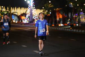 BIB: 3142, 42290
                            <button type="button" onclick="openModal(16967440)" class="btn btn-primary btn-sm float-right btn-popup" data-toggle="modal" data-target=".modal-high-quality">
                        <i class="fas fa-shopping-cart"></i> Add to Cart
                    </button>
                                            <button type="button" onclick="isThisMe(16967440, true)" class="btn btn-success btn-sm float-right btn-popup btn-isme hidden" data-toggle="tooltip" data-placement="bottom" title="นี่คือรูปของคุณใช่ไหม คลิกที่นี่เพื่อเอาเข้าอัลบั้ม">
                        <i class="fas fa-plus"></i> Add to album
                    </button>
                    <button type="button" onclick="isThisMe(16967440, false)" class="btn btn-warning btn-sm float-right btn-popup btn-isnotme hidden">
                        <i class="fas fa-ban"></i> Remove from album
                    </button>